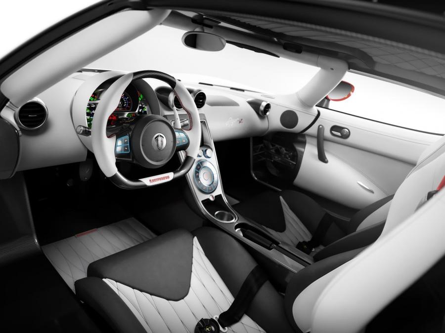  Koenigsegg Agera R 2011 года  (фото 13 из 21)